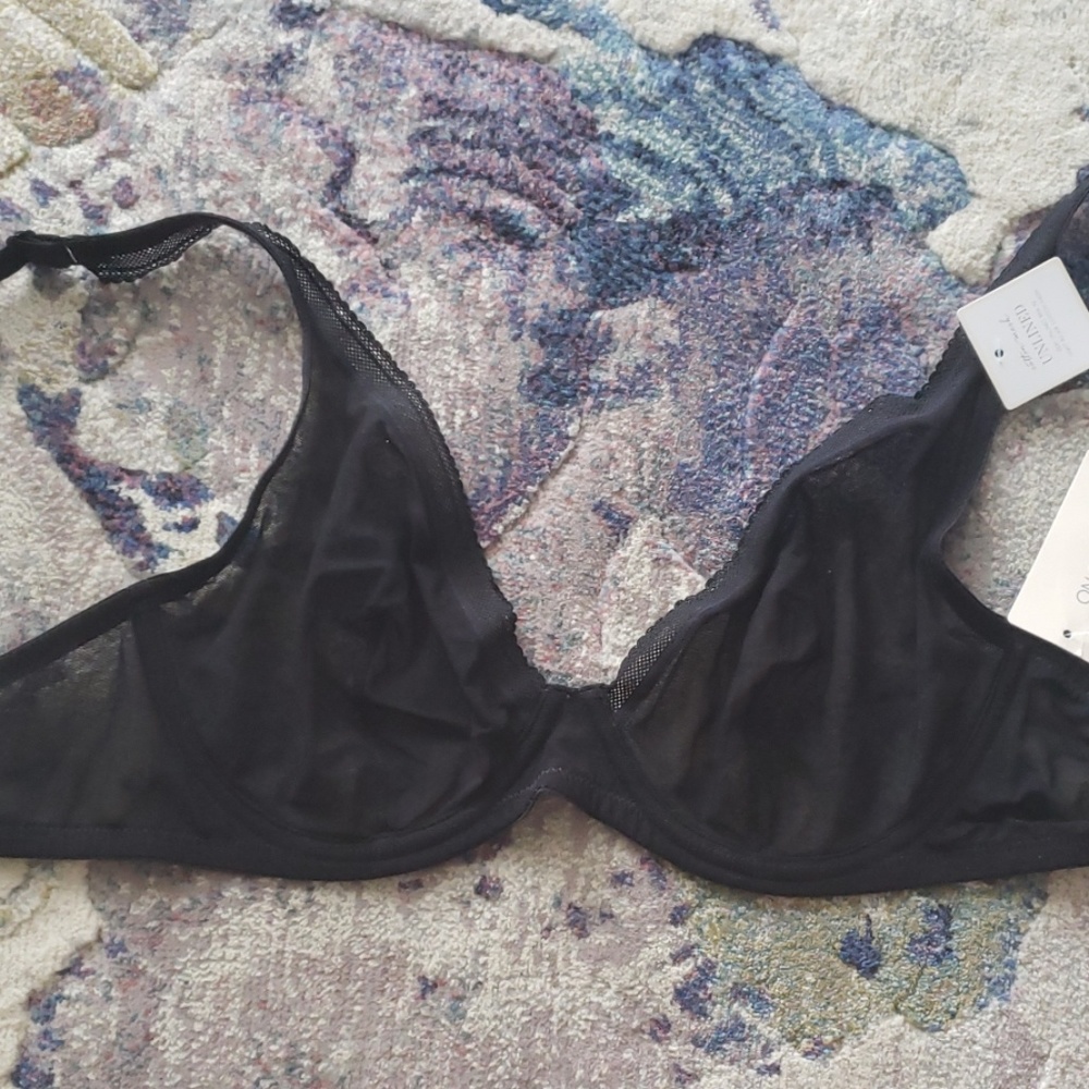 On Gossamer Black unlined bra